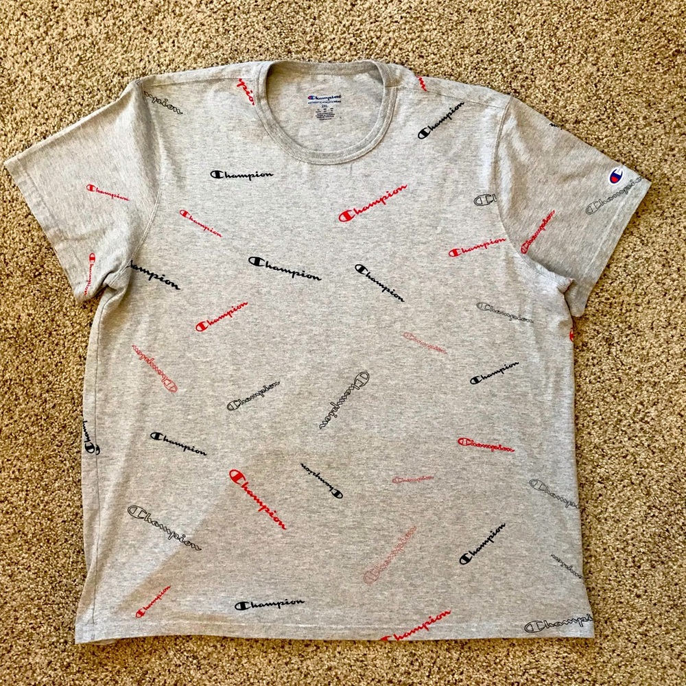 Champion logo t-shirt. In excellent condition! Size XXL. Color gray.